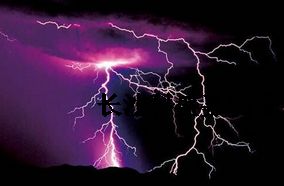 為什么有的地方用防雷箱，有的地方用防雷模塊，有什么深意？